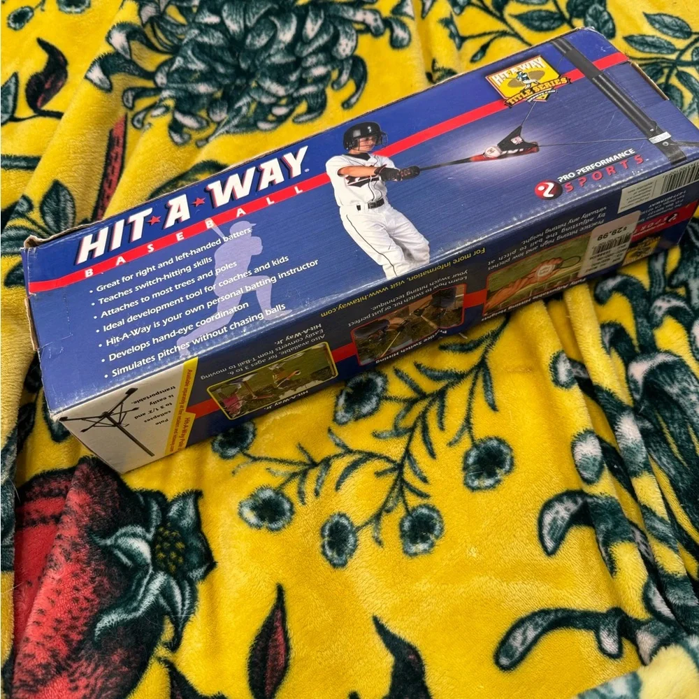Hit-A-Way Baseball Training Aid - Picture 6 of 7